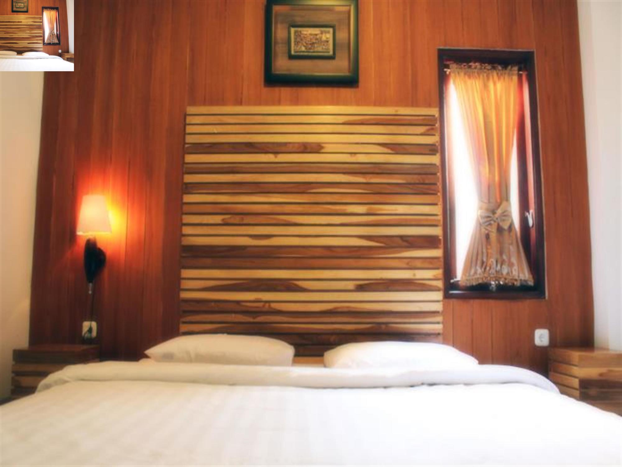 Puri Minggiran Guesthouse Yogya Джокьякарта Экстерьер фото